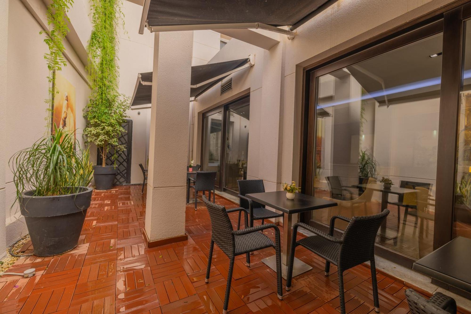 Lalla Doudja Hotel Algiers Екстер'єр фото