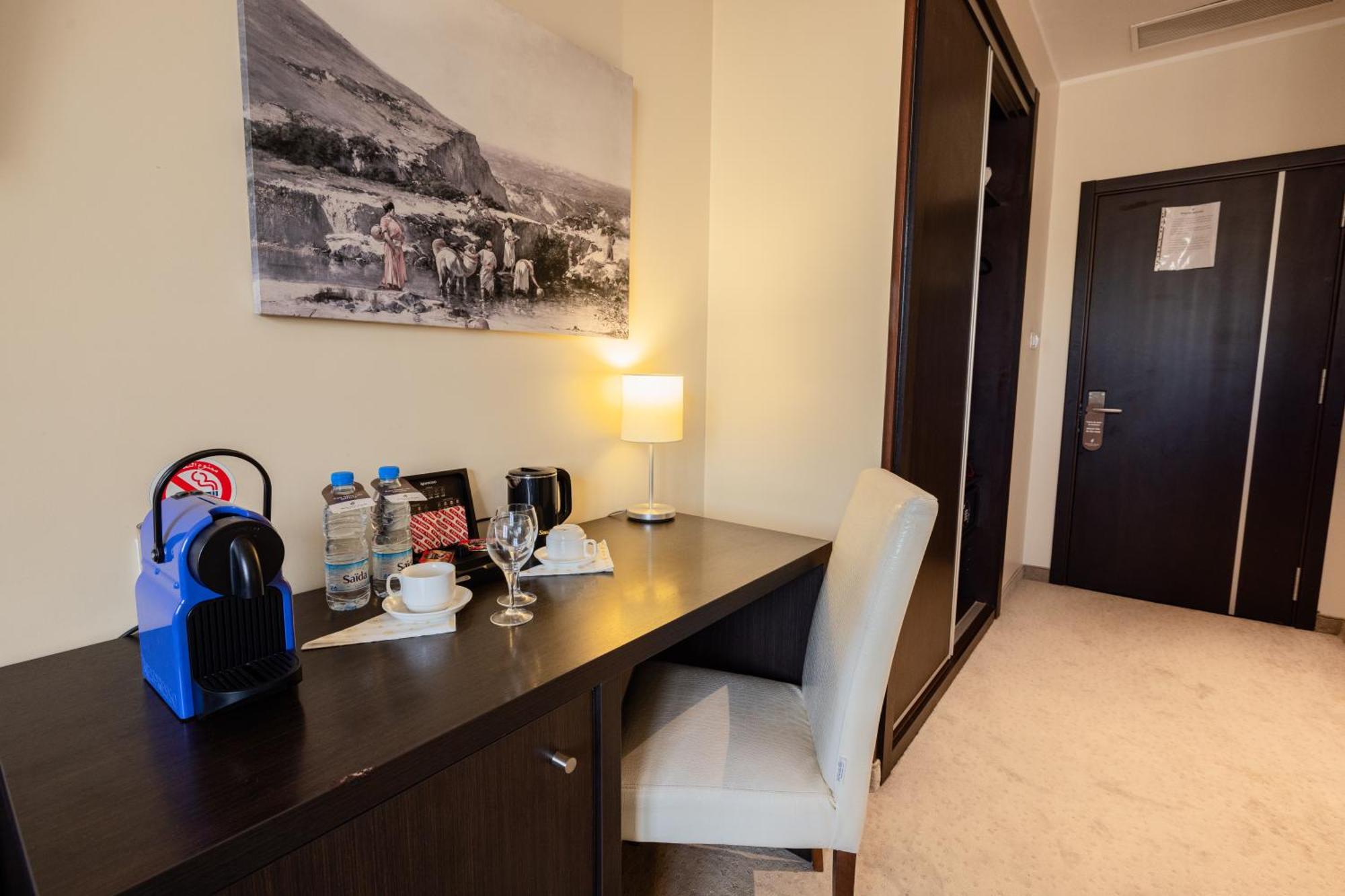 Lalla Doudja Hotel Algiers Екстер'єр фото